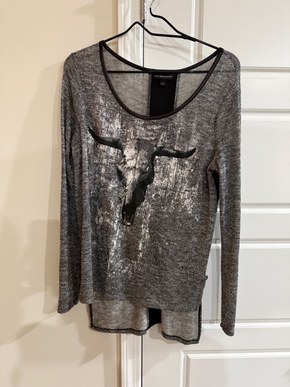 Rock & Republic Gray Metallic Bull Skull Faux Leather Cross Back Sweater S